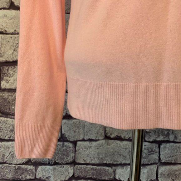 Croft & Barrow Pink V-Neck Sweater Size M - Picture 3 of 9